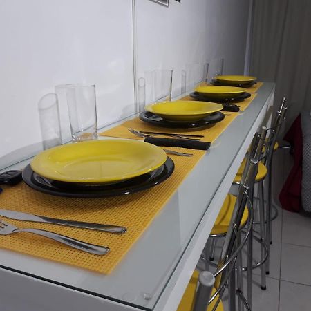 Studio Central Proximo A Faculdade E Rodoviaria Curitiba Ngoại thất bức ảnh